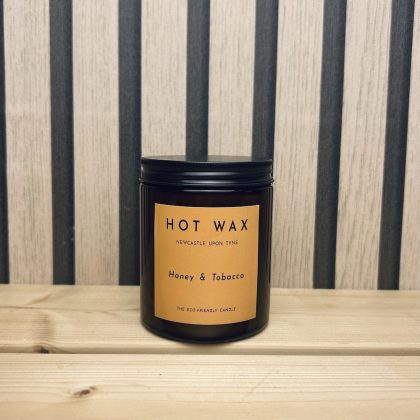 honey and tobacco scened candle